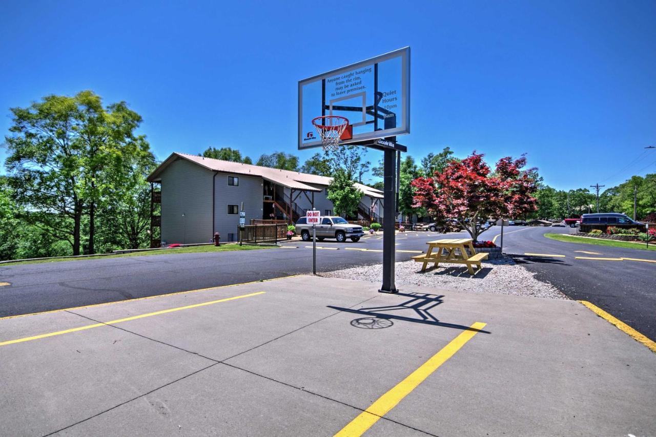 Branson West Condo With Balcony And Resort Amenities 外观 照片